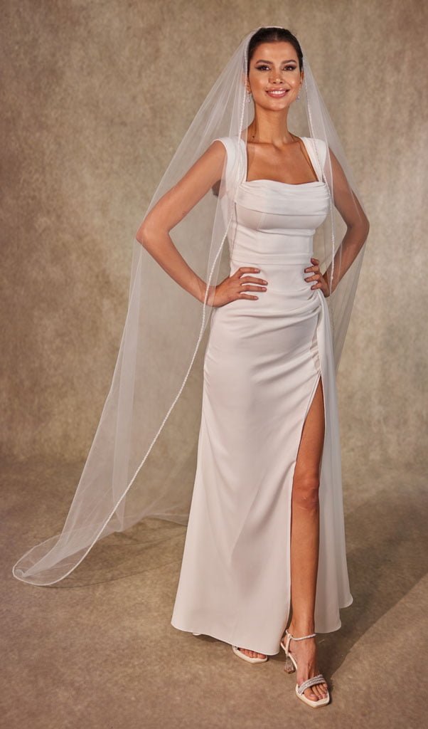Crystal Knot Beaded Edge Wedding Veil - Luzilly Bridal & Apparel