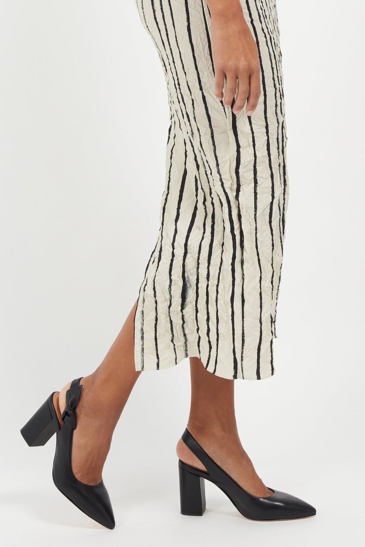 Daphne Leather Slingback Pump Black - Luzilly Bridal & Apparel
