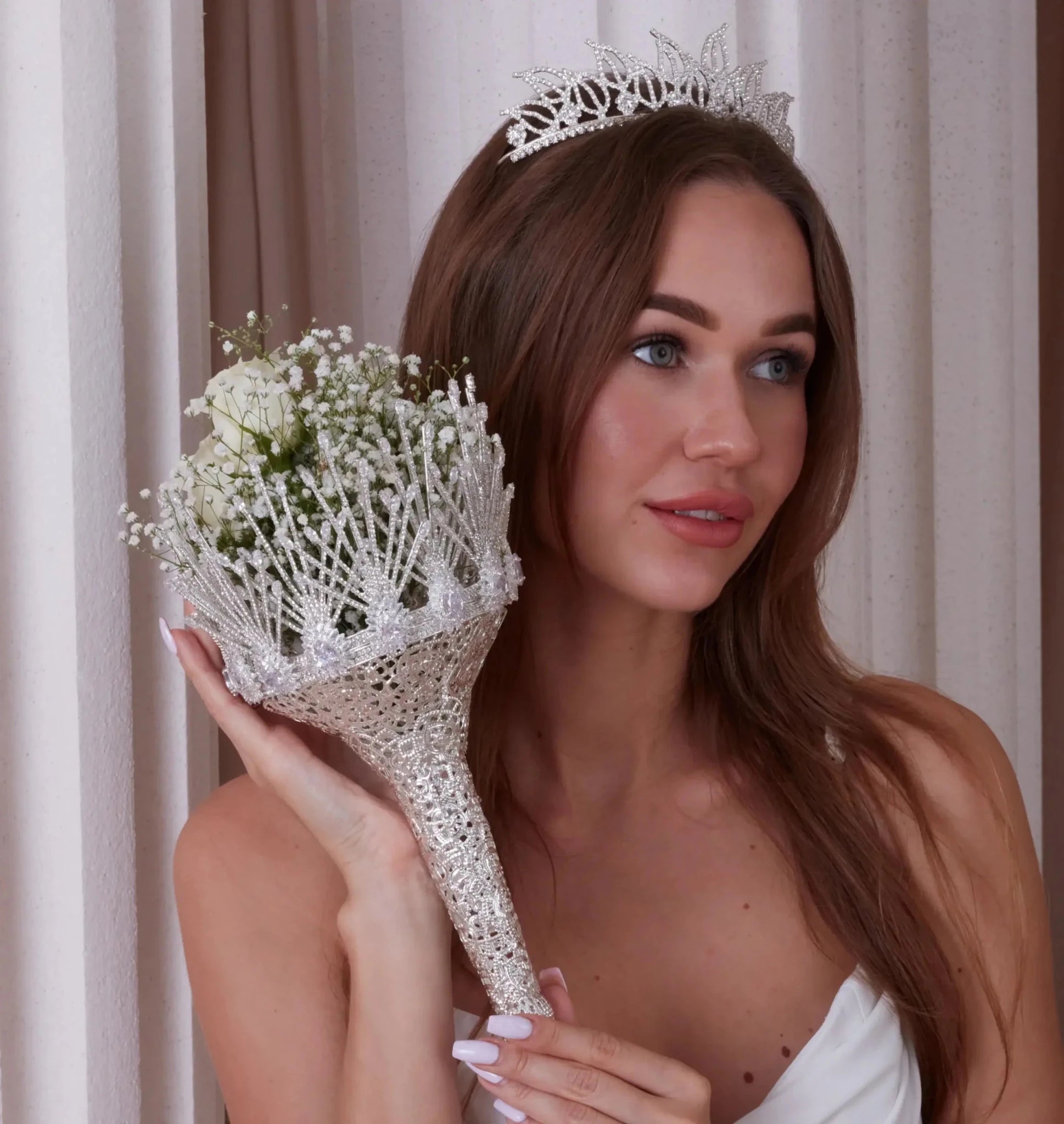 Deluxe Hand Bouquet, Wedding Bouquet - Luzilly Bridal & Apparel