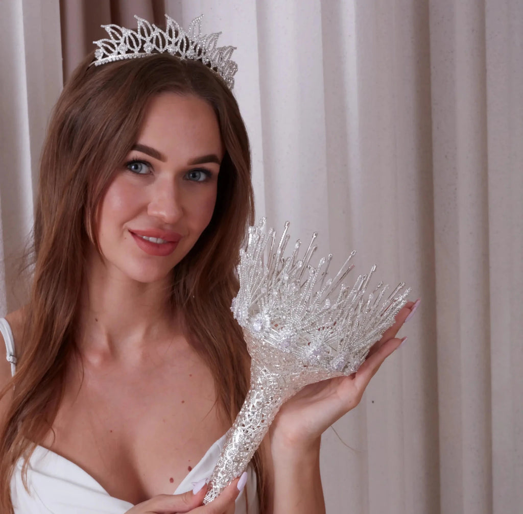 Deluxe Hand Bouquet, Wedding Bouquet - Luzilly Bridal & Apparel