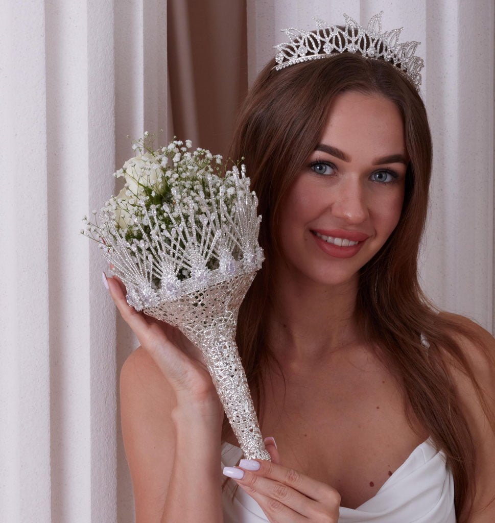 Deluxe Hand Bouquet, Wedding Bouquet - Luzilly Bridal & Apparel