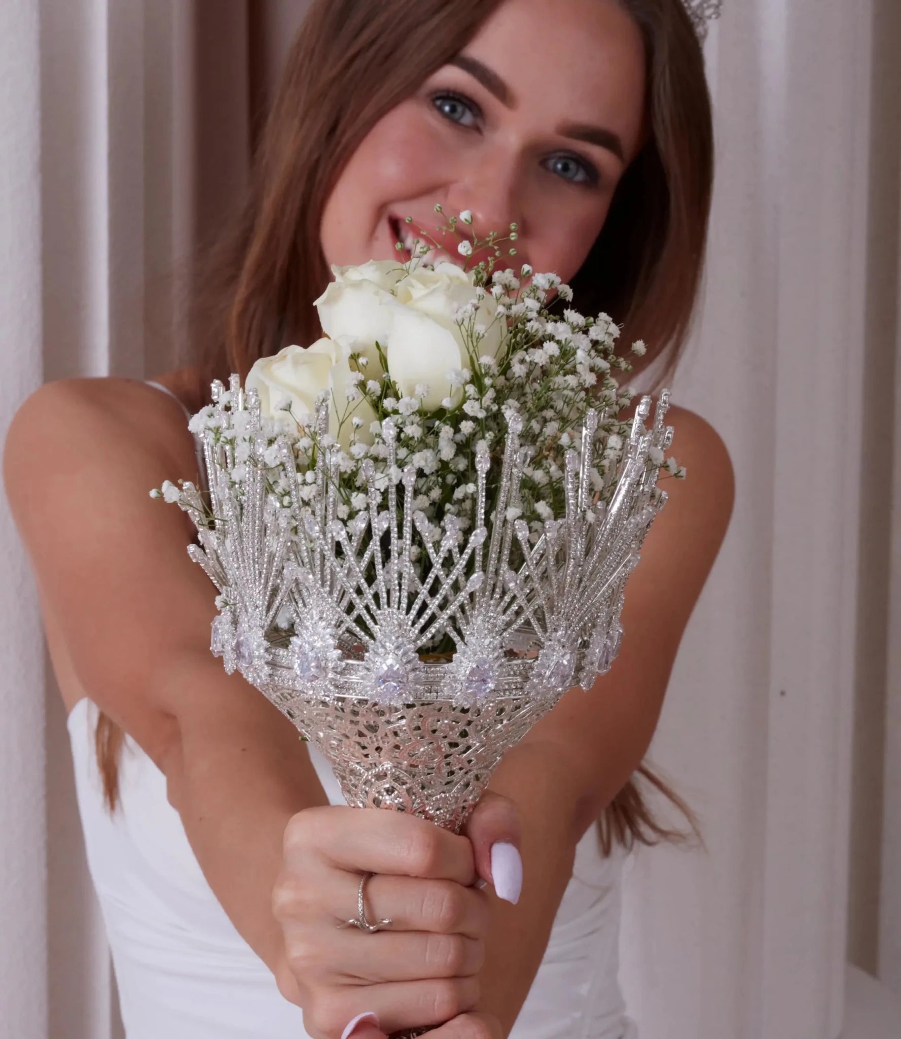 Deluxe Hand Bouquet, Wedding Bouquet - Luzilly Bridal & Apparel