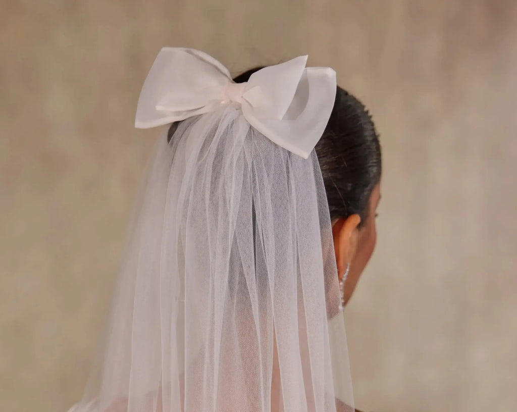 Elegant Bow Wedding Veil - Luzilly Bridal & Apparel