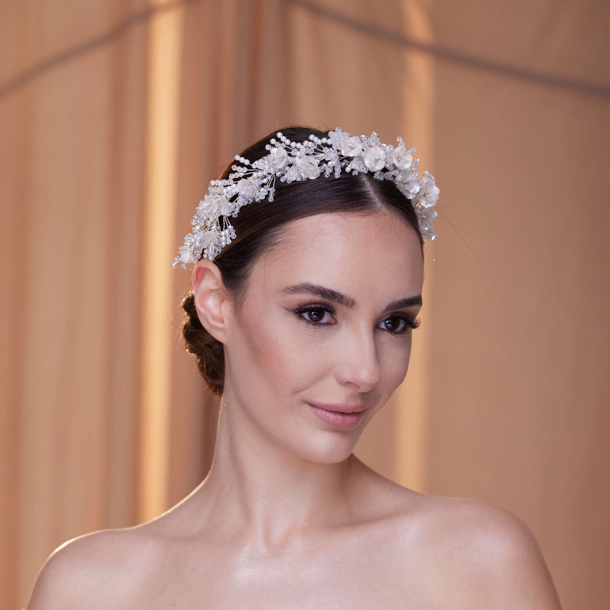 Elegant Bridal Hairband with Pearl - Luzilly Bridal & Apparel