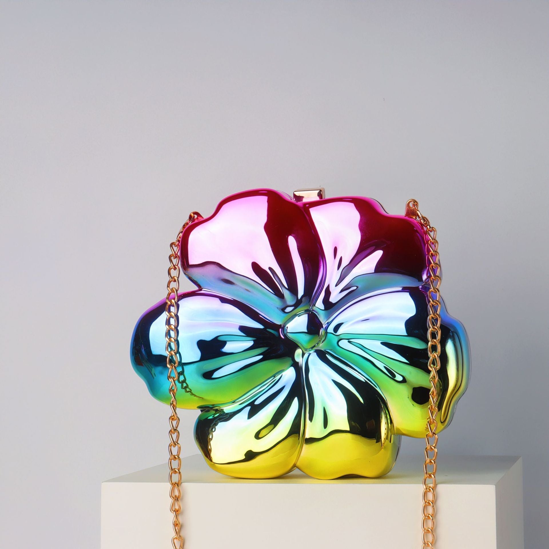 Elegant Flower Gold Acrylic Bag – Mini Dinner Bag & Prom Bag for Weddings, Parties, and Evenings - Luzilly Bridal & Apparel