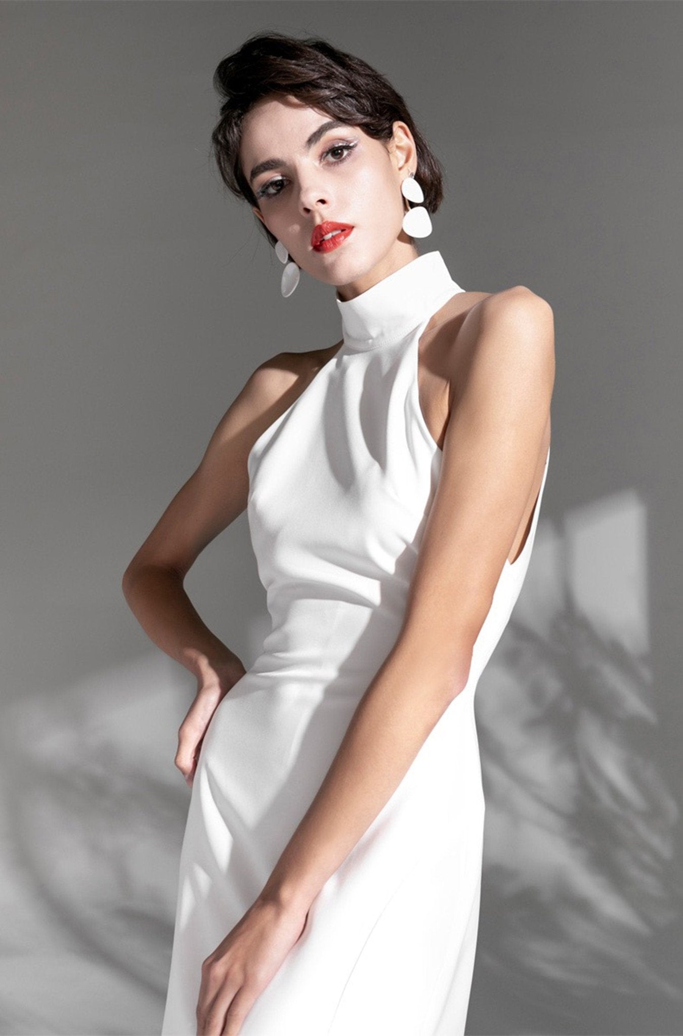 Elegant Haltered Hallowed Back Satin wedding dress thigh Split mini wedding dress - Luzilly Bridal & Apparel