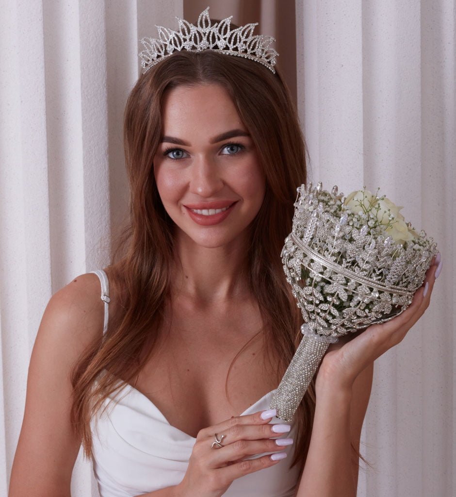 Elegant Hand Bouquet, Wedding Bouquet - Luzilly Bridal & Apparel