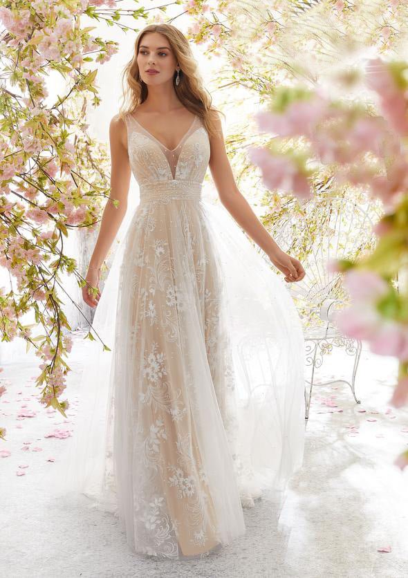 Elegant V-Neck Sleeveless Lace Wedding DressSexy Bridal Gown - Luzilly Bridal & Apparel