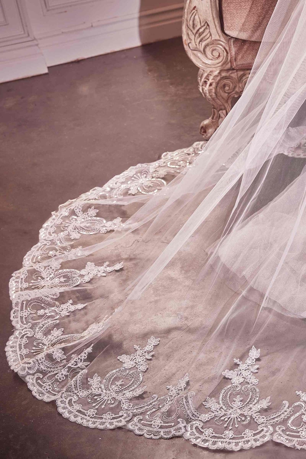 Embroidery Hem Lace Chapel Veil - Luzilly Bridal & Apparel