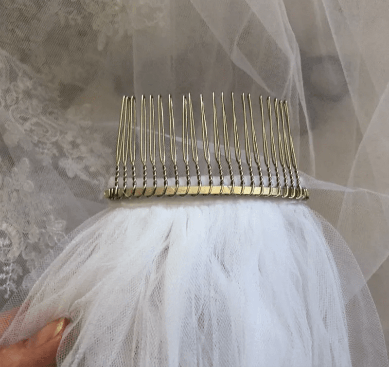 Eyelash-Lace Single-Tier Cathedral Wedding Veil - Luzilly Bridal & Apparel