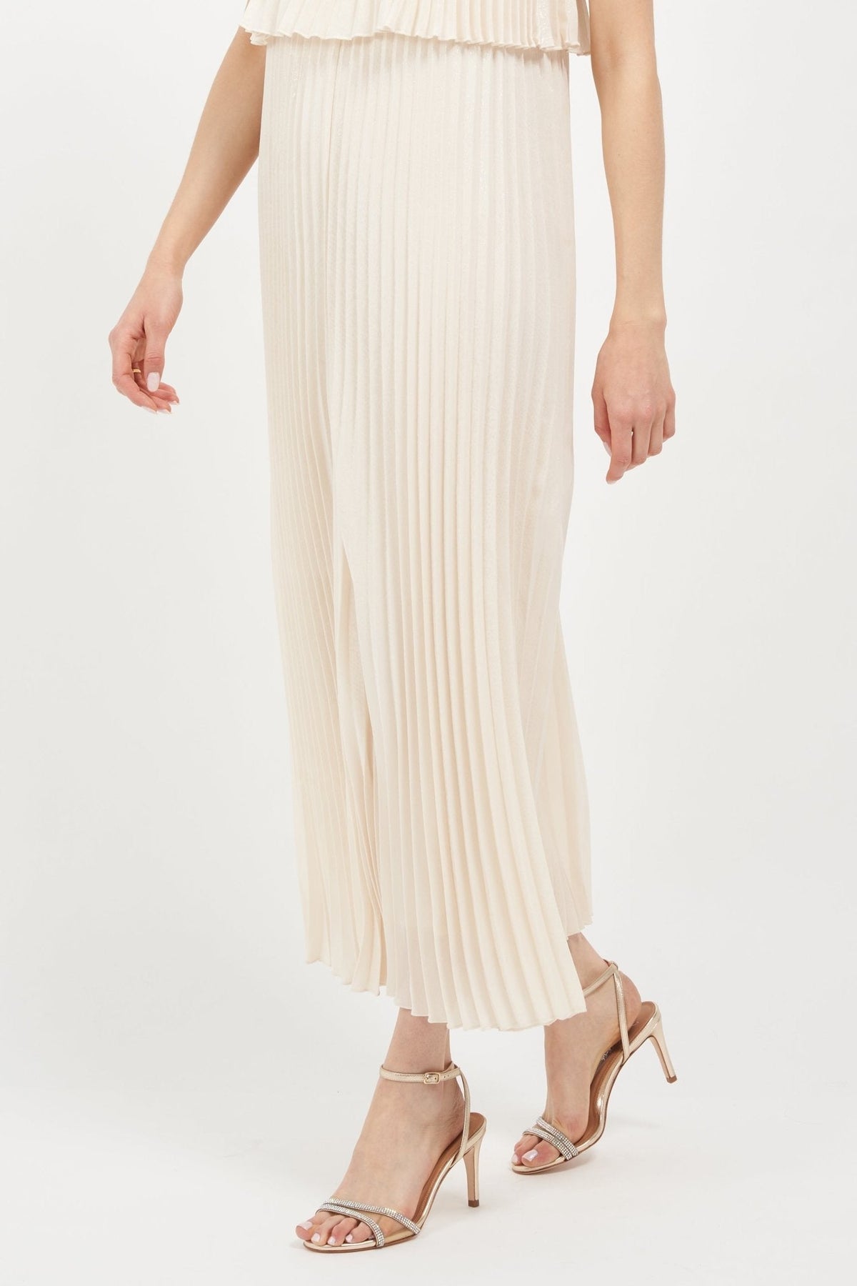 Fame Gold Metallic Luxury Kid Nappa - Luzilly Bridal & Apparel
