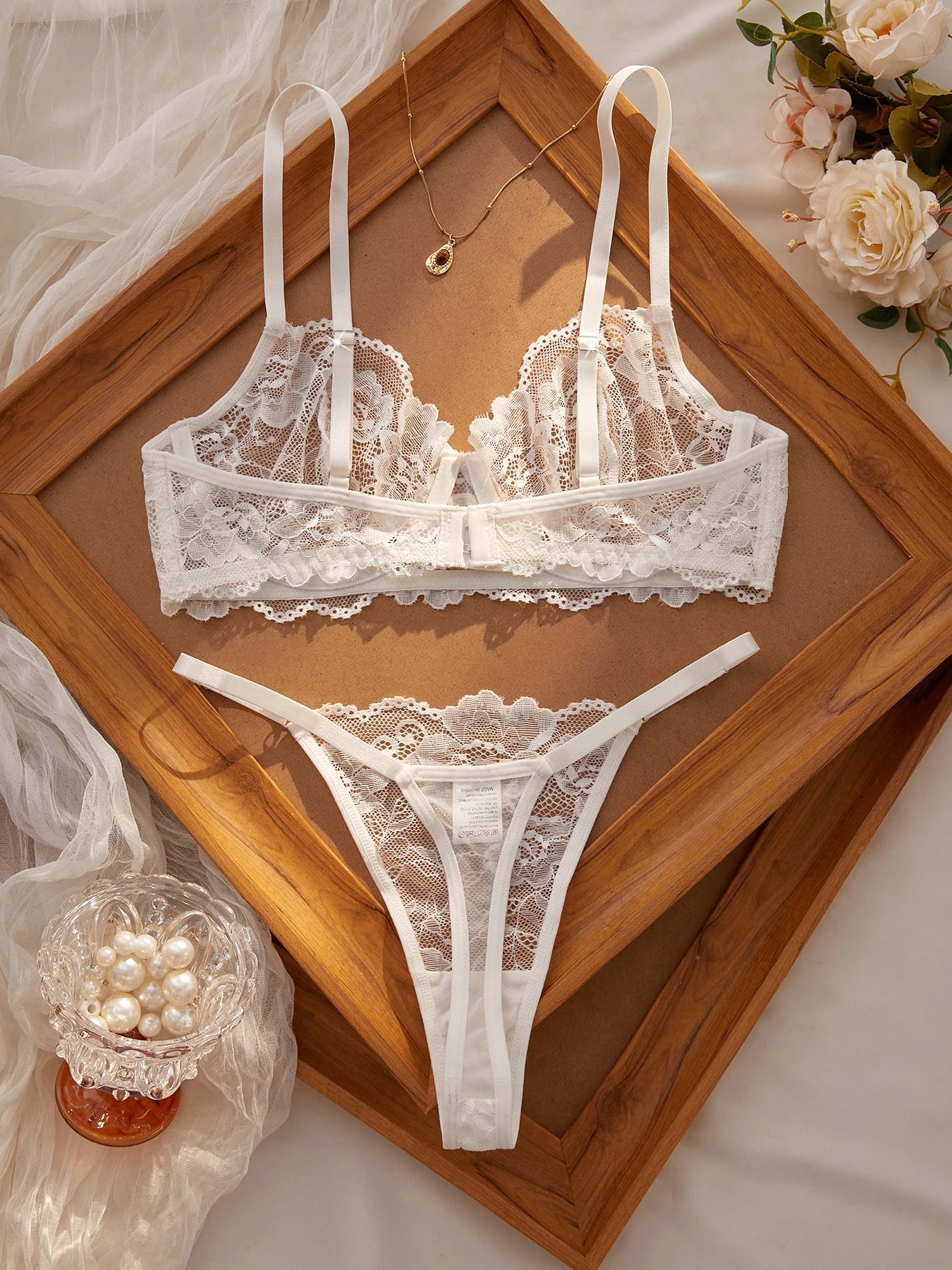 Floral Lace Bra & Panty Two-Piece Set - Luzilly Bridal & Apparel