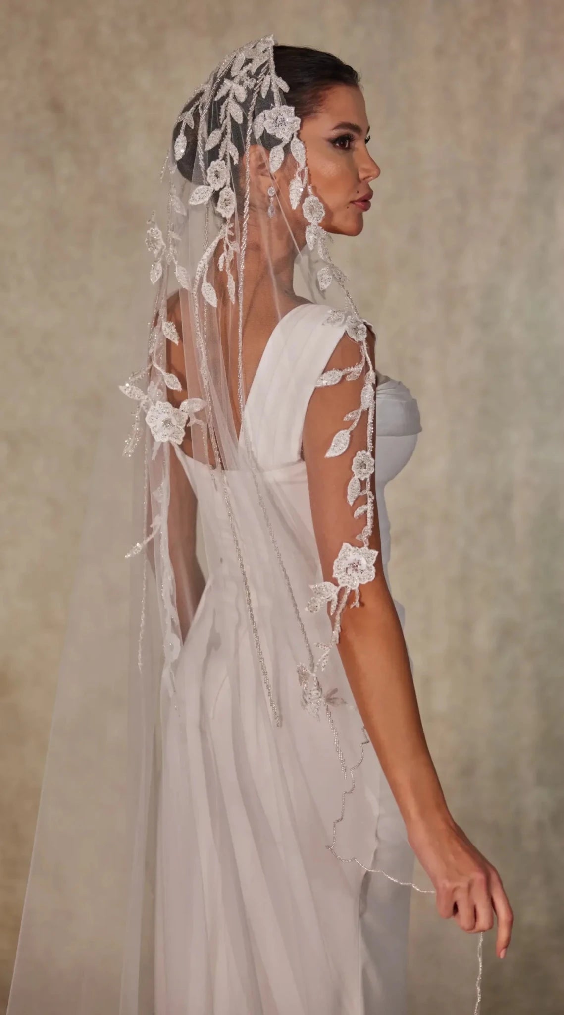 Flower Embroidered Wedding Veil - Luzilly Bridal & Apparel