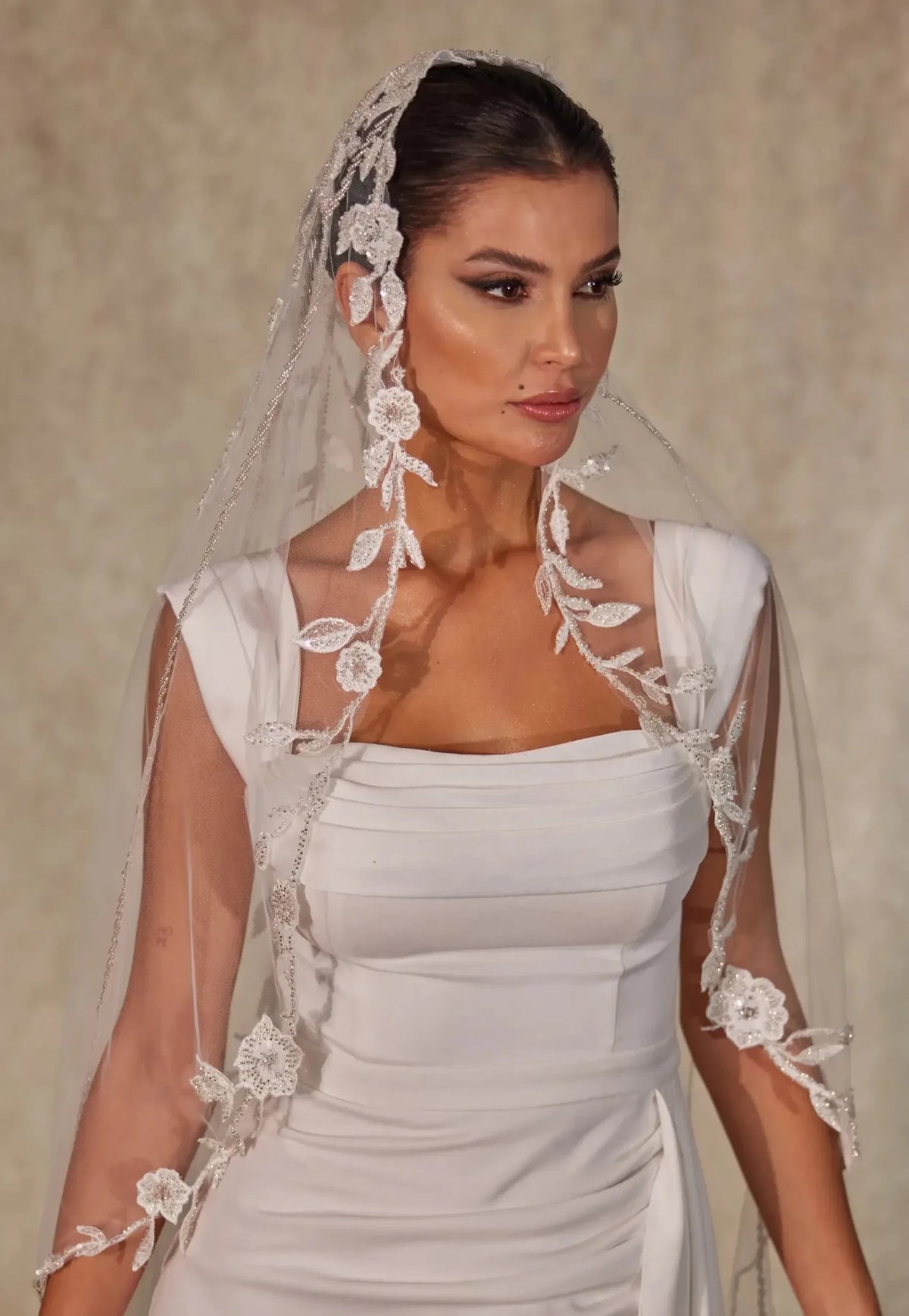 Flower Embroidered Wedding Veil - Luzilly Bridal & Apparel