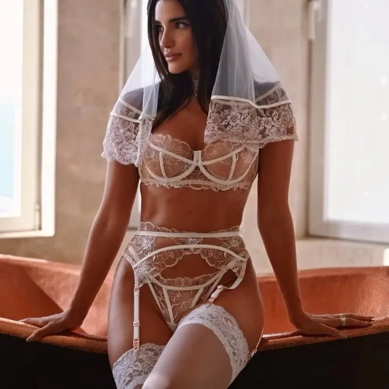 French Floral Lace Bridal Lingerie Set - Luzilly Bridal & Apparel