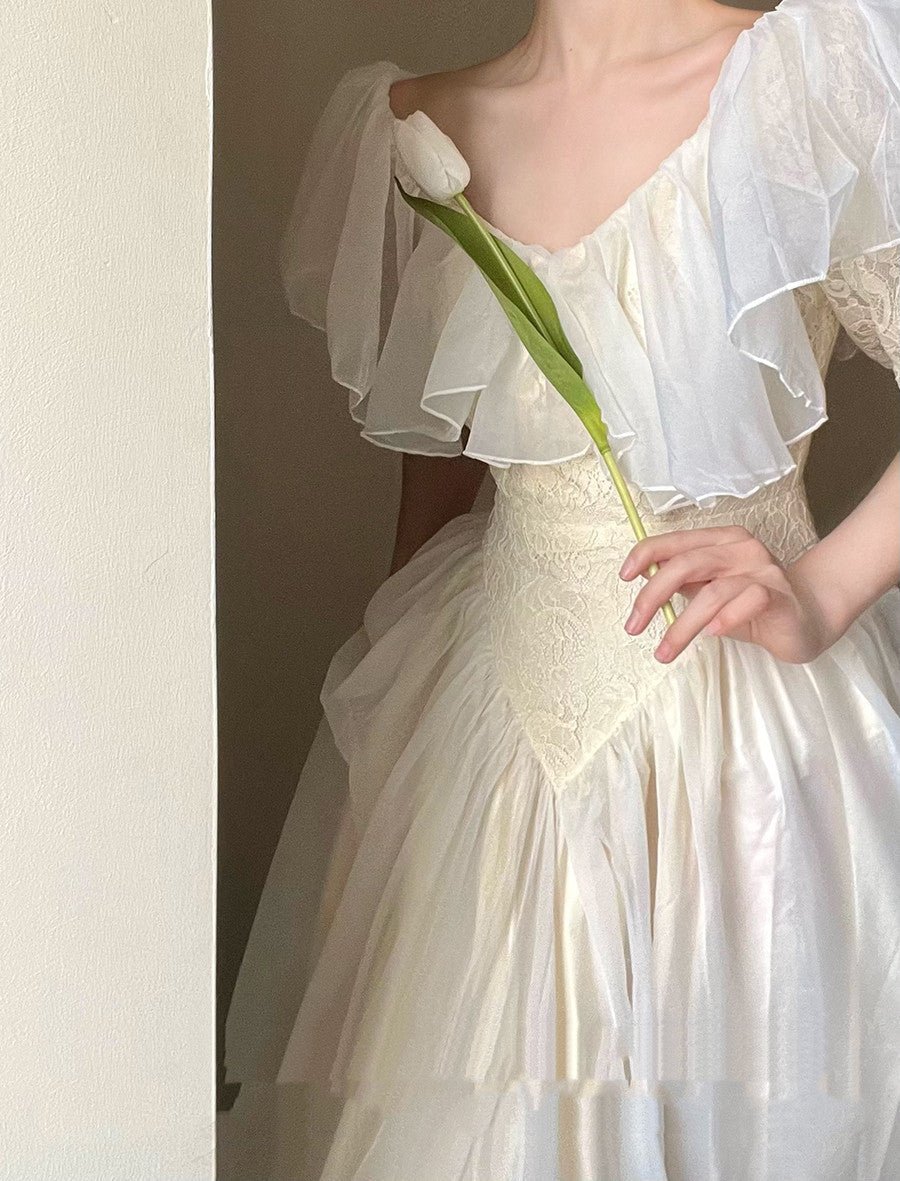French Retro Light Wedding Puff Sleeve Lace Dress - Luzilly Bridal & Apparel