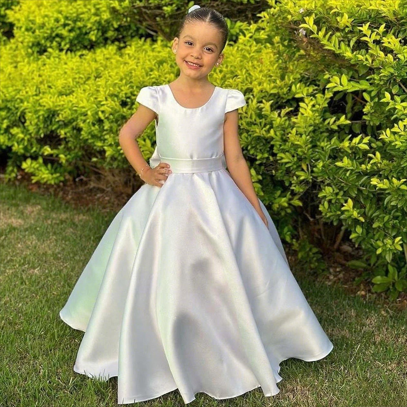 Girl flower girl fluffy skirt - Luzilly Bridal & Apparel