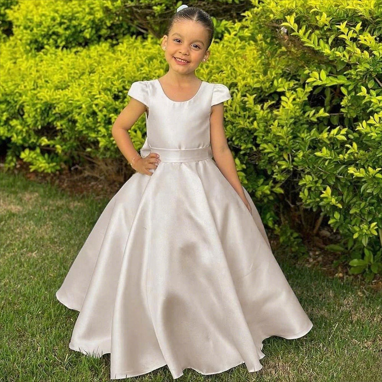 Girl flower girl fluffy skirt - Luzilly Bridal & Apparel