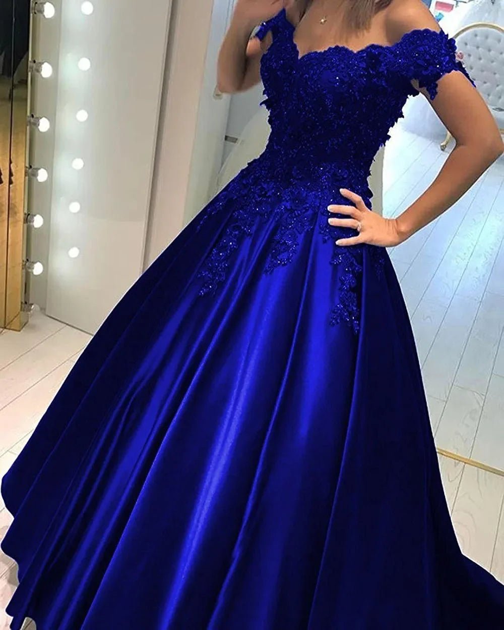 Gothic Royal Blue Wedding Dresses Long Sleeve Back Sweep Train 2023 Robe de mariee Bridal Gowns Dress - Luzilly Bridal & Apparel