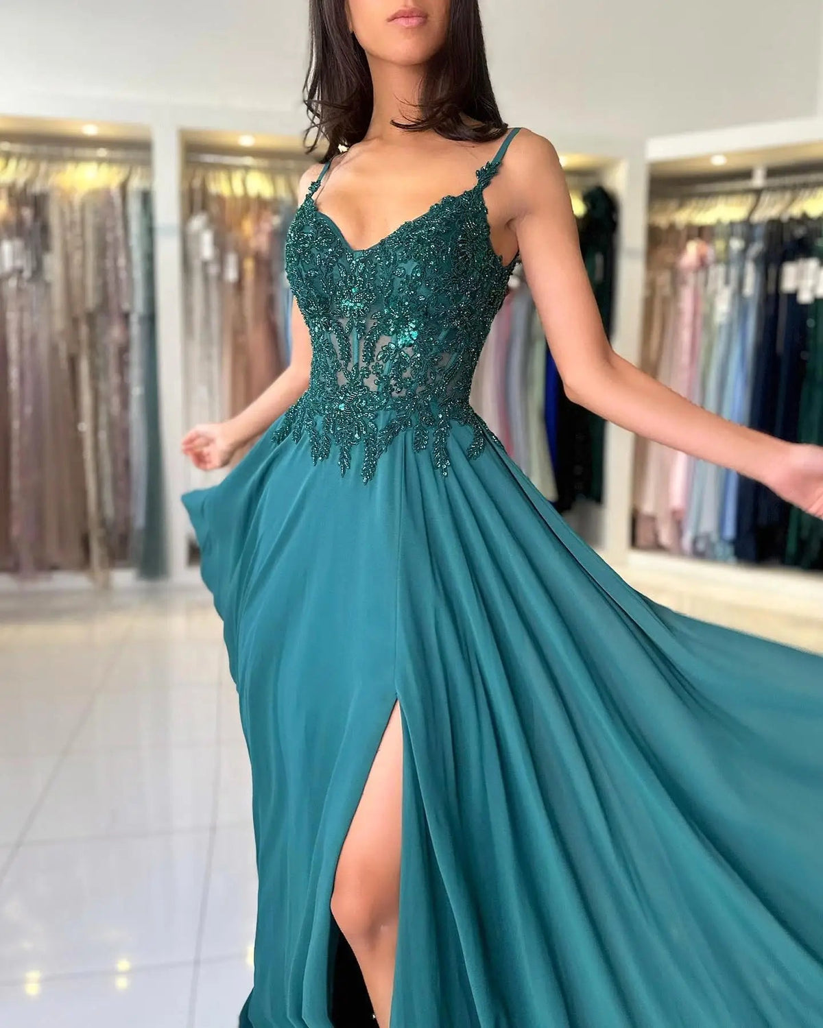 Green Chiffon Evening Dress Women Elegant Applique Suspenders Deep V-neck Backless Bridal Formal Long Ball Gowns Pageant Dress - Luzilly Bridal & Apparel