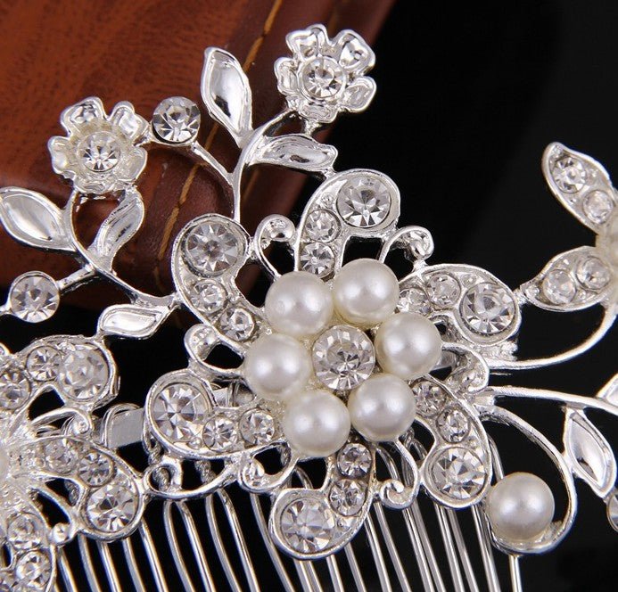 Hair comb, bridal rhinestone and pearl headdress, wedding dress accessories - Luzilly Bridal & Apparel