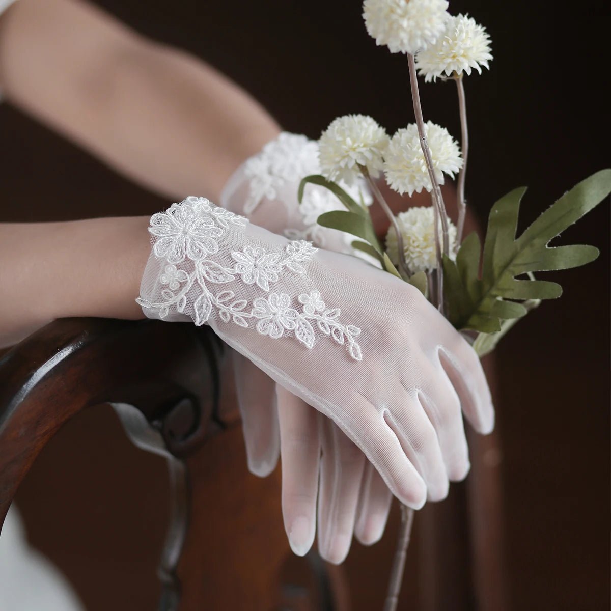 Handmade Tulle Lace Appliqué Bridal Gloves - Luzilly Bridal & Apparel