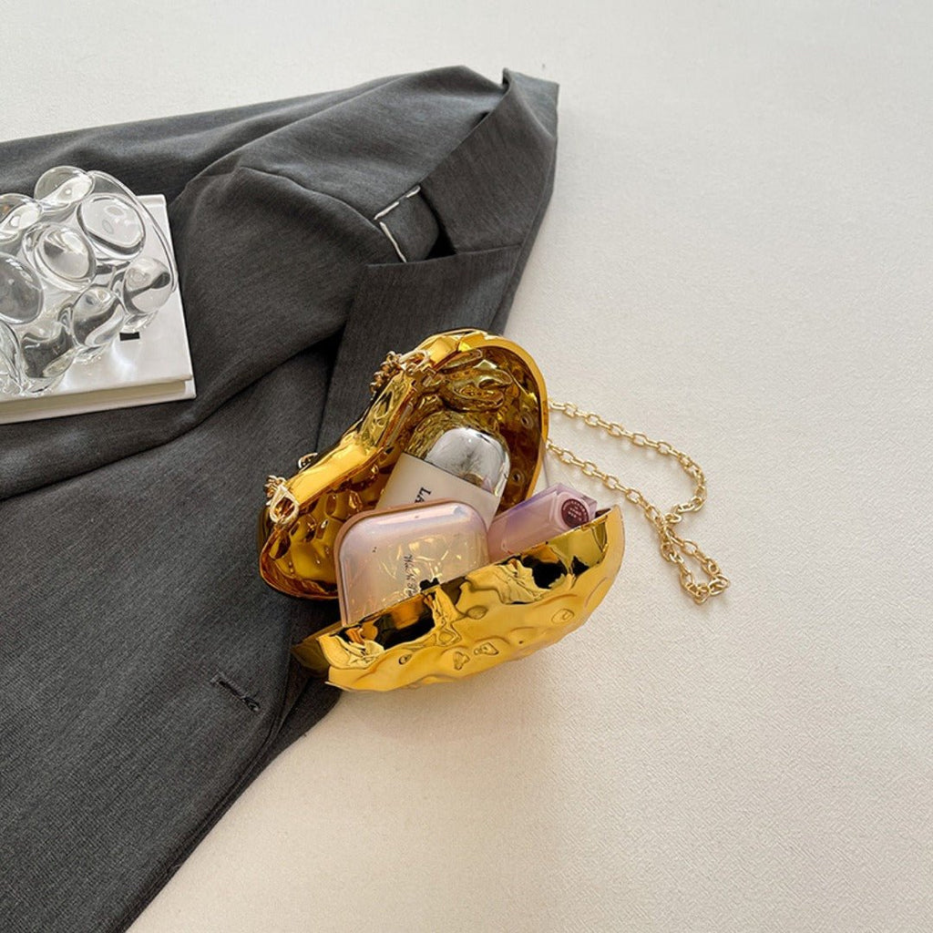 Heart Shaped Mini Purse – Elegant Acrylic Pericardium Chain Clutch, Perfect for Parties, Proms, Weddings, and Evening Out – Stylish Dinner Bag - Luzilly Bridal & Apparel