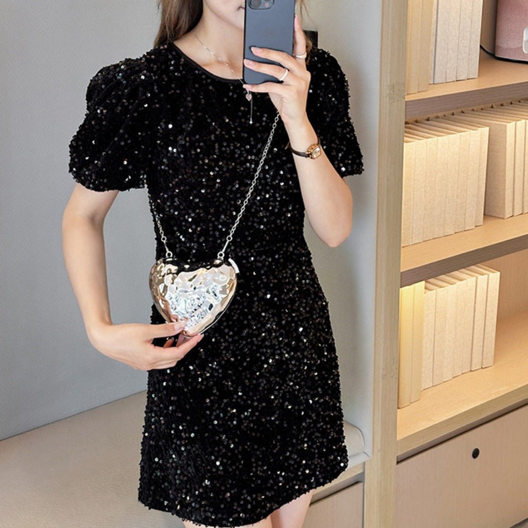 Heart Shaped Mini Purse – Elegant Acrylic Pericardium Chain Clutch, Perfect for Parties, Proms, Weddings, and Evening Out – Stylish Dinner Bag - Luzilly Bridal & Apparel