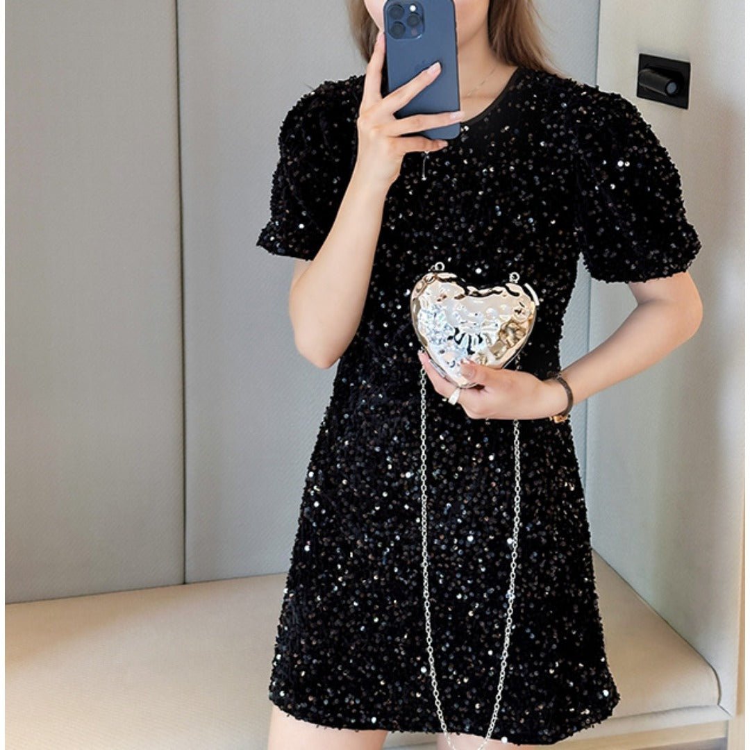 Heart Shaped Mini Purse – Elegant Acrylic Pericardium Chain Clutch, Perfect for Parties, Proms, Weddings, and Evening Out – Stylish Dinner Bag - Luzilly Bridal & Apparel
