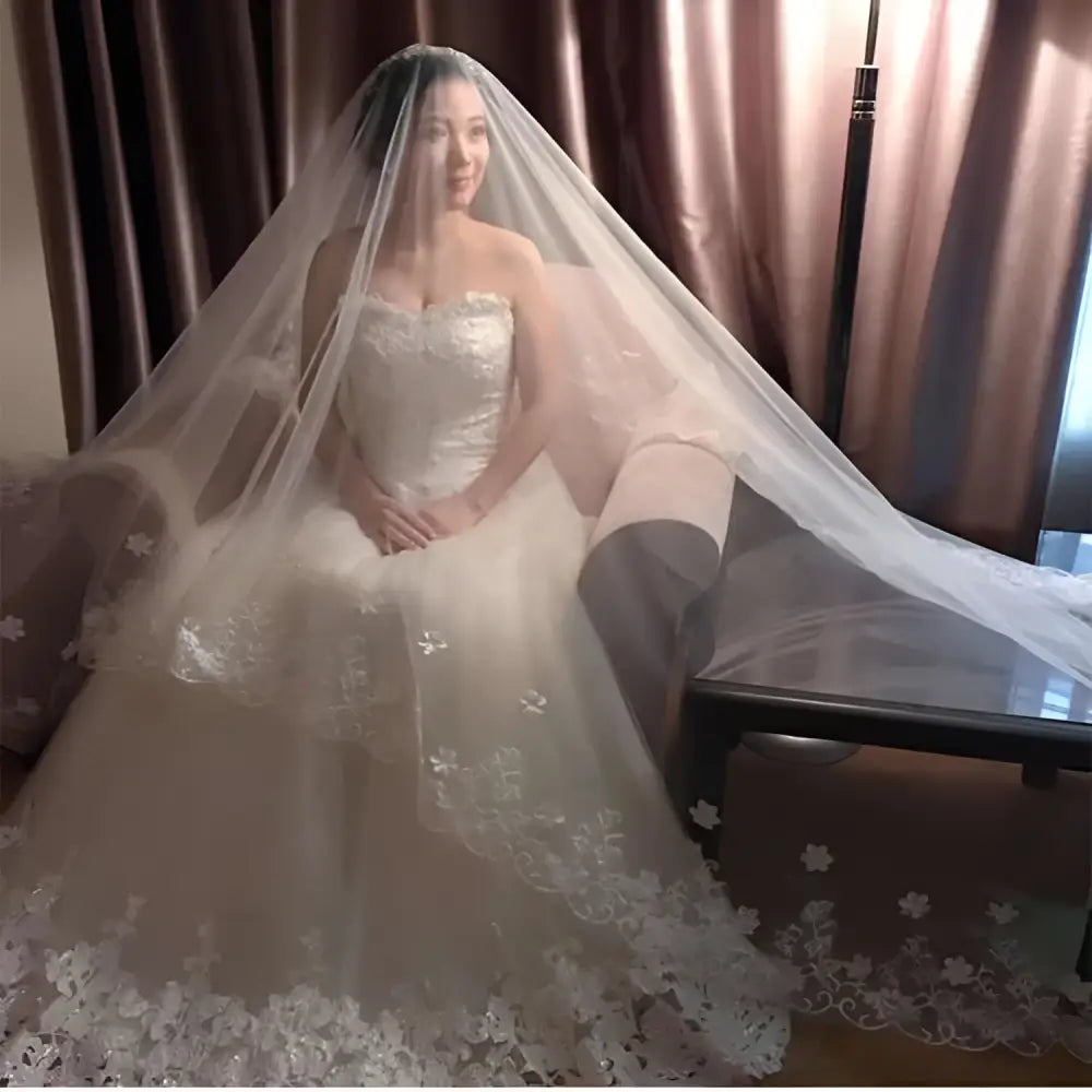 Korean Lace Petal Bridal Veil with Floral Embroidery