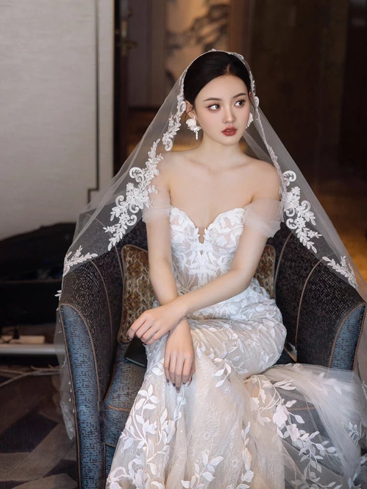 Lace Appliqué Cathedral-Length Bridal Veil - Luzilly Bridal & Apparel