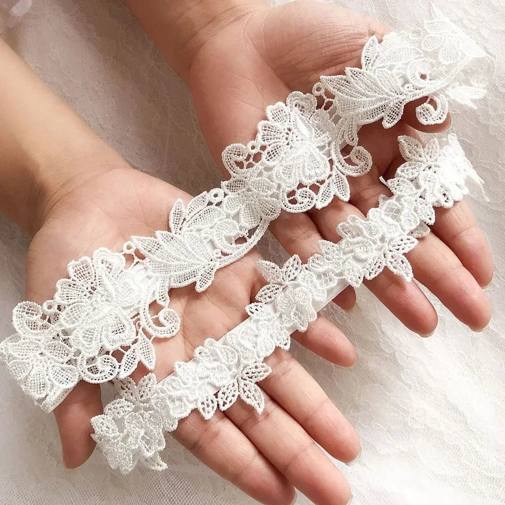 Lace Floral Bridal Garter Set (2-Piece) - Luzilly Bridal & Apparel