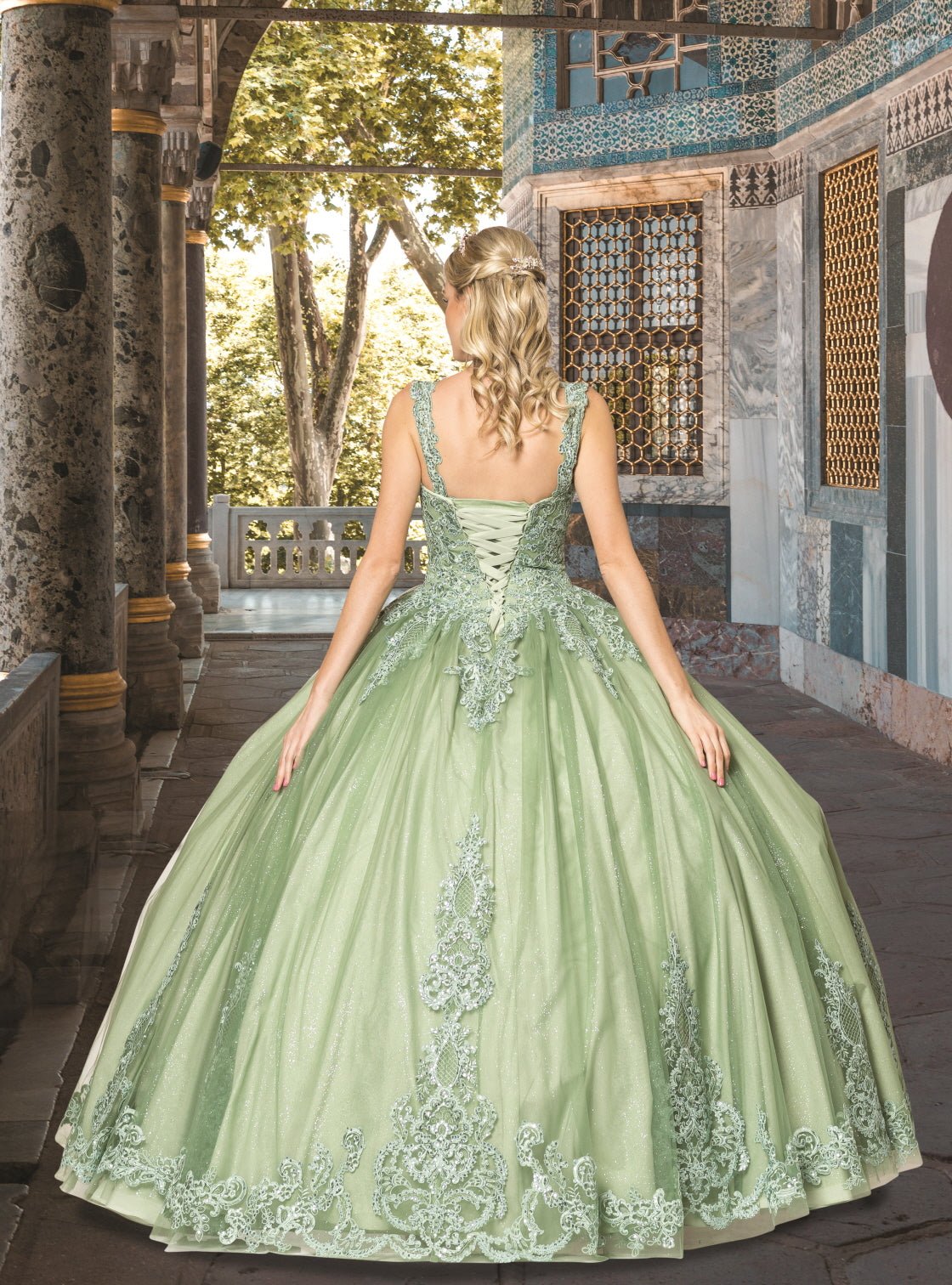 Lace & Tulle Quinceañera Ball Gown, Sweet 15 - Luzilly Bridal & Apparel