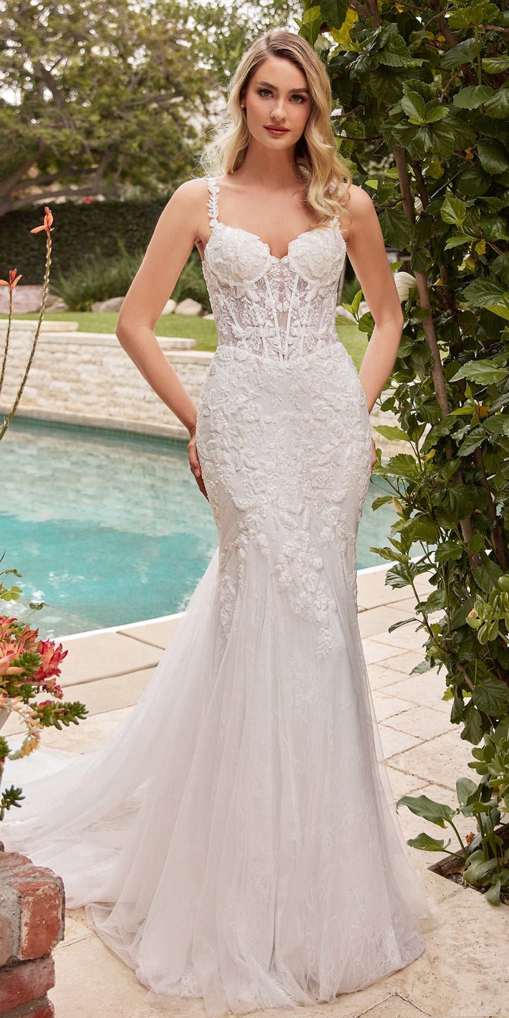 Ladivine CDS432W Chantilly Lace Mermaid Wedding Gown - Luzilly Bridal & Apparel