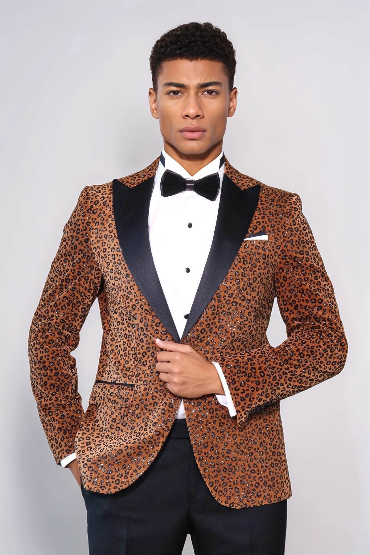 Leopard Pattern Slim Fit Peak Lapel Yellow Men Tuxedo Party Blazer - Luzilly Bridal & Apparel