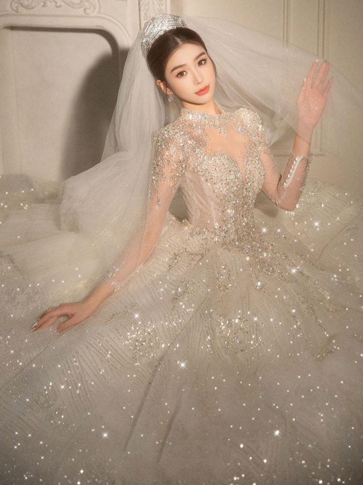 Long Sleeved Retro Bride Luxurious French Wedding Dress For Women - Luzilly Bridal & Apparel