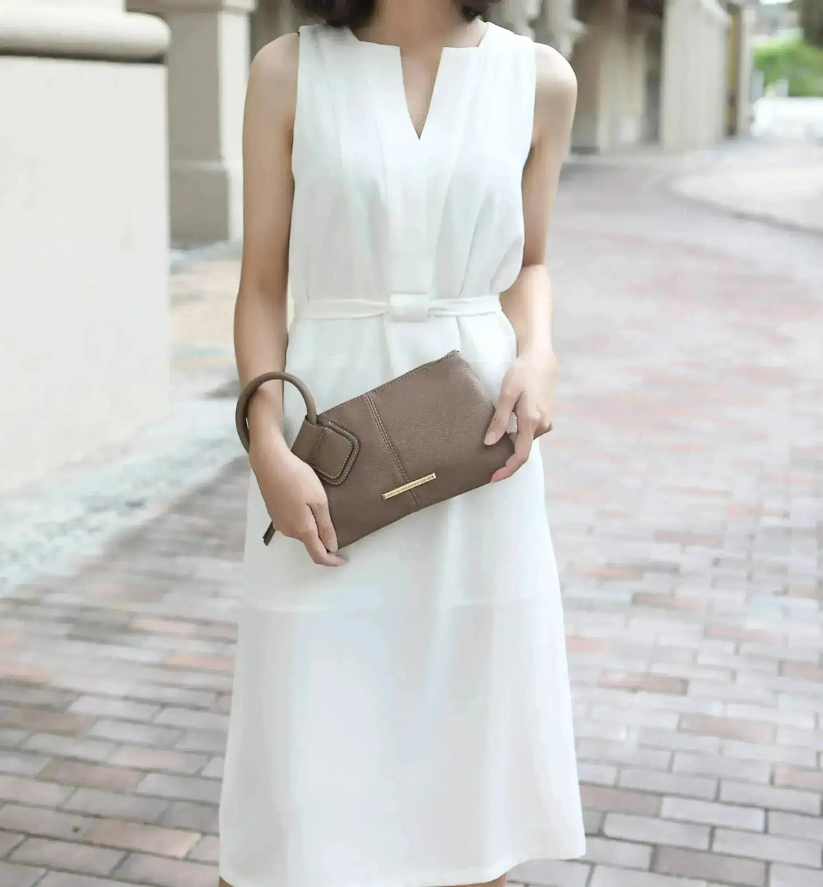 Luna Pebbled Clutch & Wristlet - Luzilly Bridal & Apparel