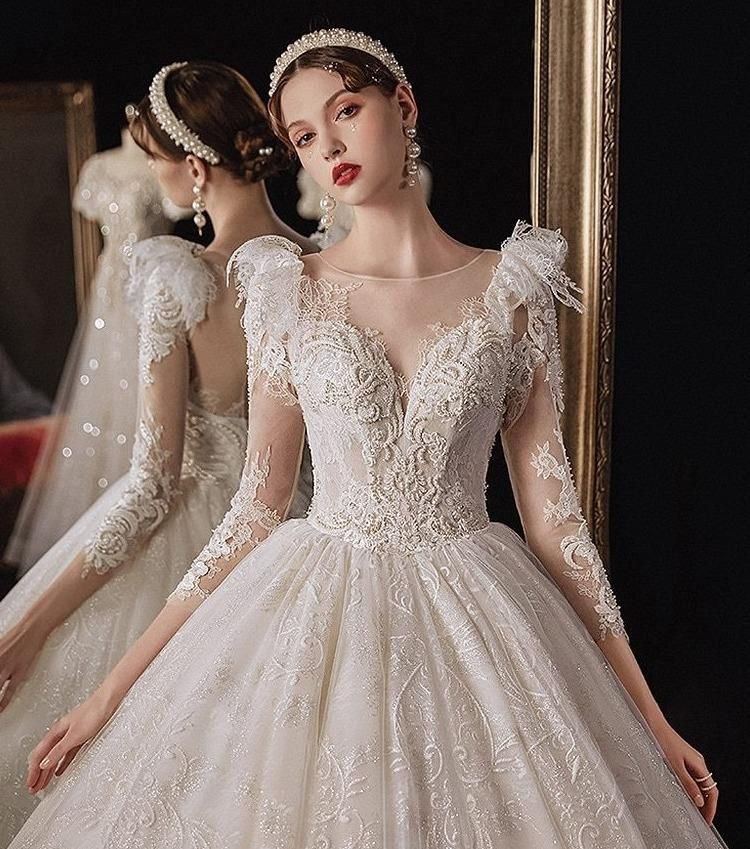 Luxurious Princess Wedding Dress with Shiny Pearls EDW401 - Luzilly Bridal & Apparel