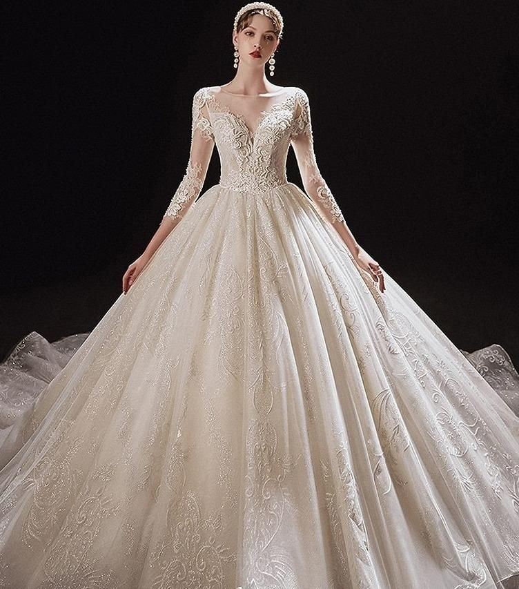 Luxurious Princess Wedding Dress with Shiny Pearls EDW401 - Luzilly Bridal & Apparel