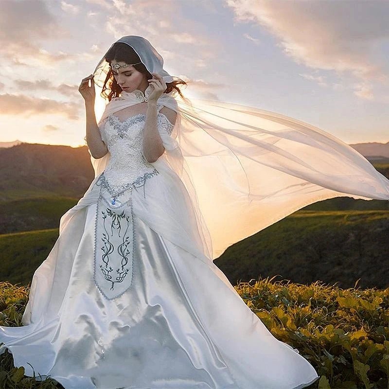 Medieval Wedding Dresses Elven Cape cloak Hood Fairy Long Sleeves embroidery Renaissance Fantasy Victorian Bride Gown customsize - Luzilly Bridal & Apparel