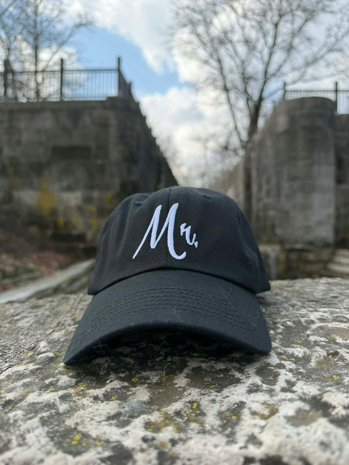 Mr. & Mrs. Baseball Hat Set - Luzilly Bridal & Apparel