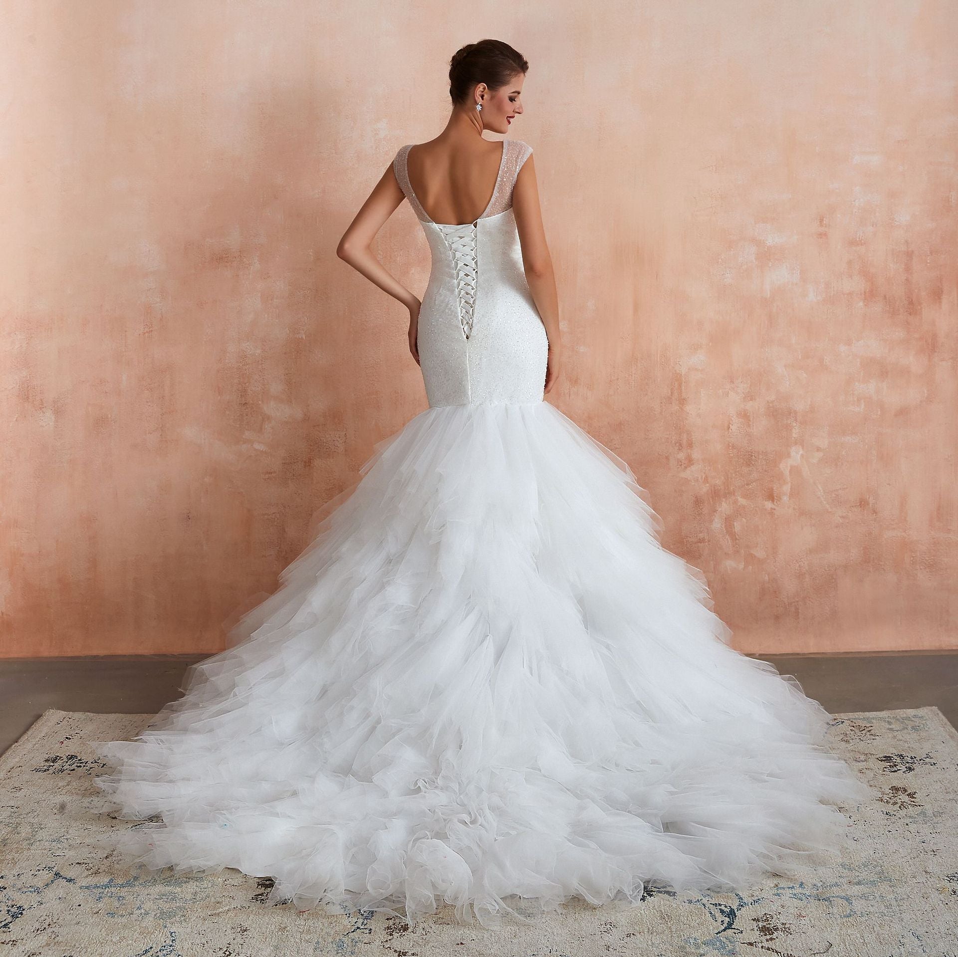 New Fishtail Skirt Wedding Dress Big Tail Bride Female Lead Yarn Mermaid Waist Backless V-Neck Customization - Luzilly Bridal & Apparel