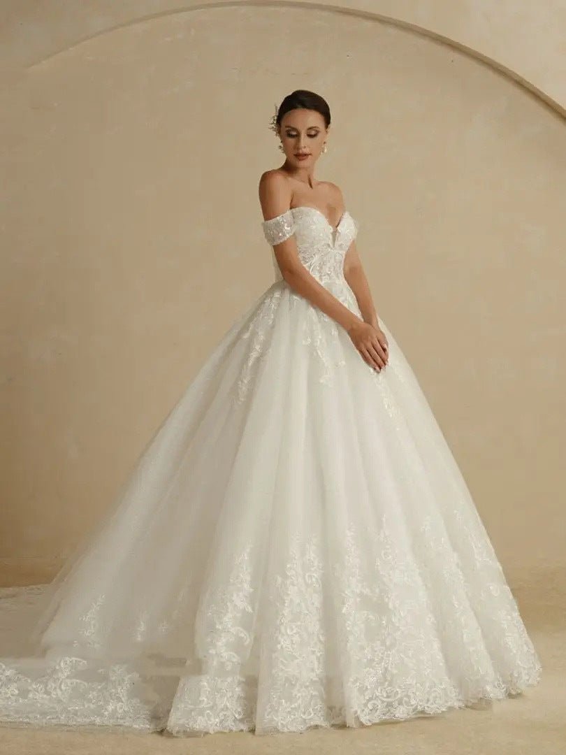 Off-shoulder Bridal Main Wedding Dress Elegant Court Style High-grade Luxury French Light Door Yarn - Luzilly Bridal & Apparel