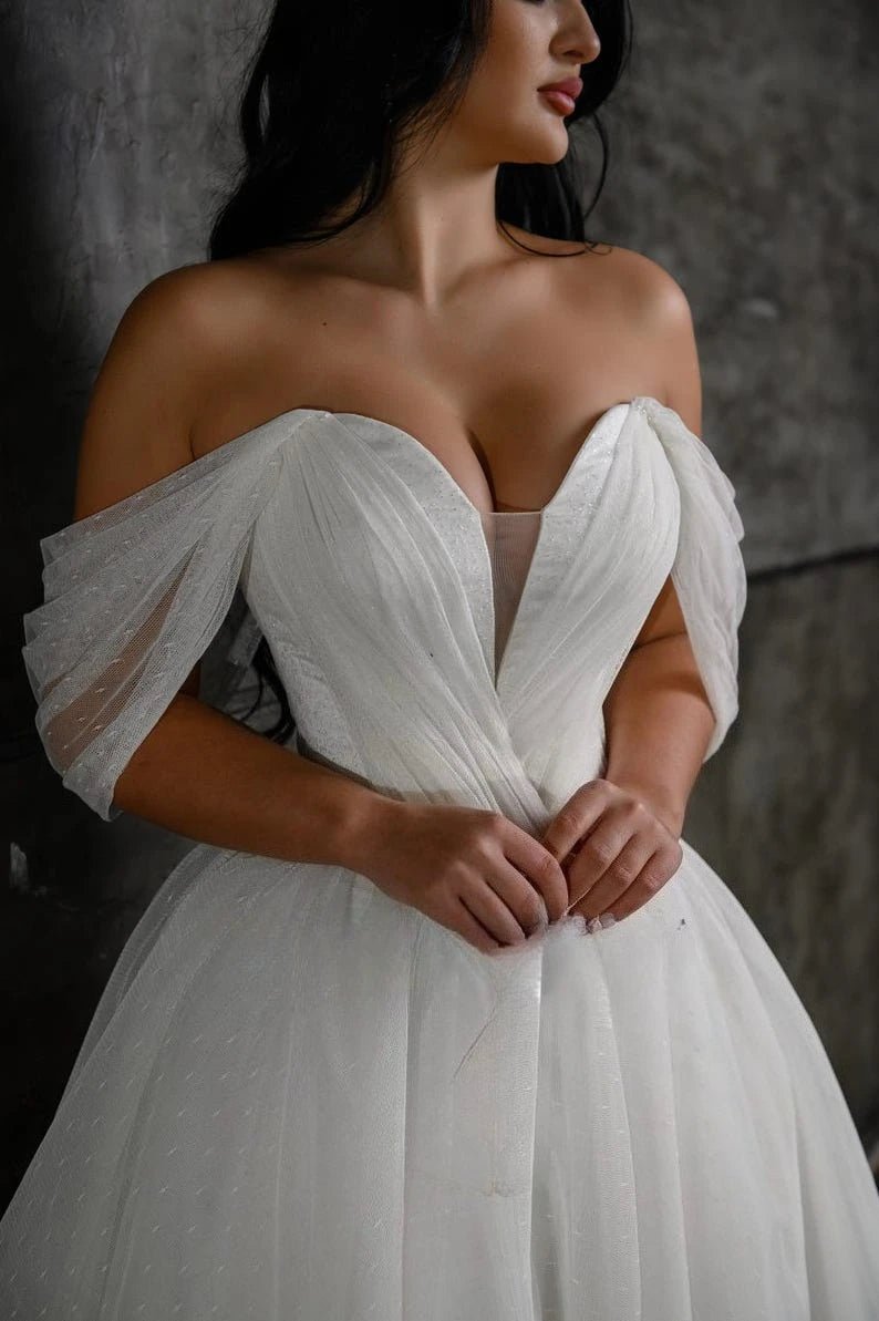 Off-Shoulder Corset Tea-Length Tulle Wedding Dress - Luzilly Bridal & Apparel