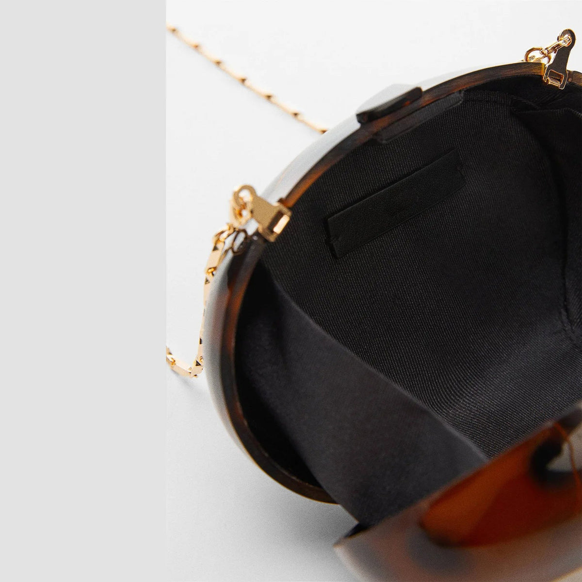 Oval Shell Evening Clutch - Luzilly Bridal & Apparel
