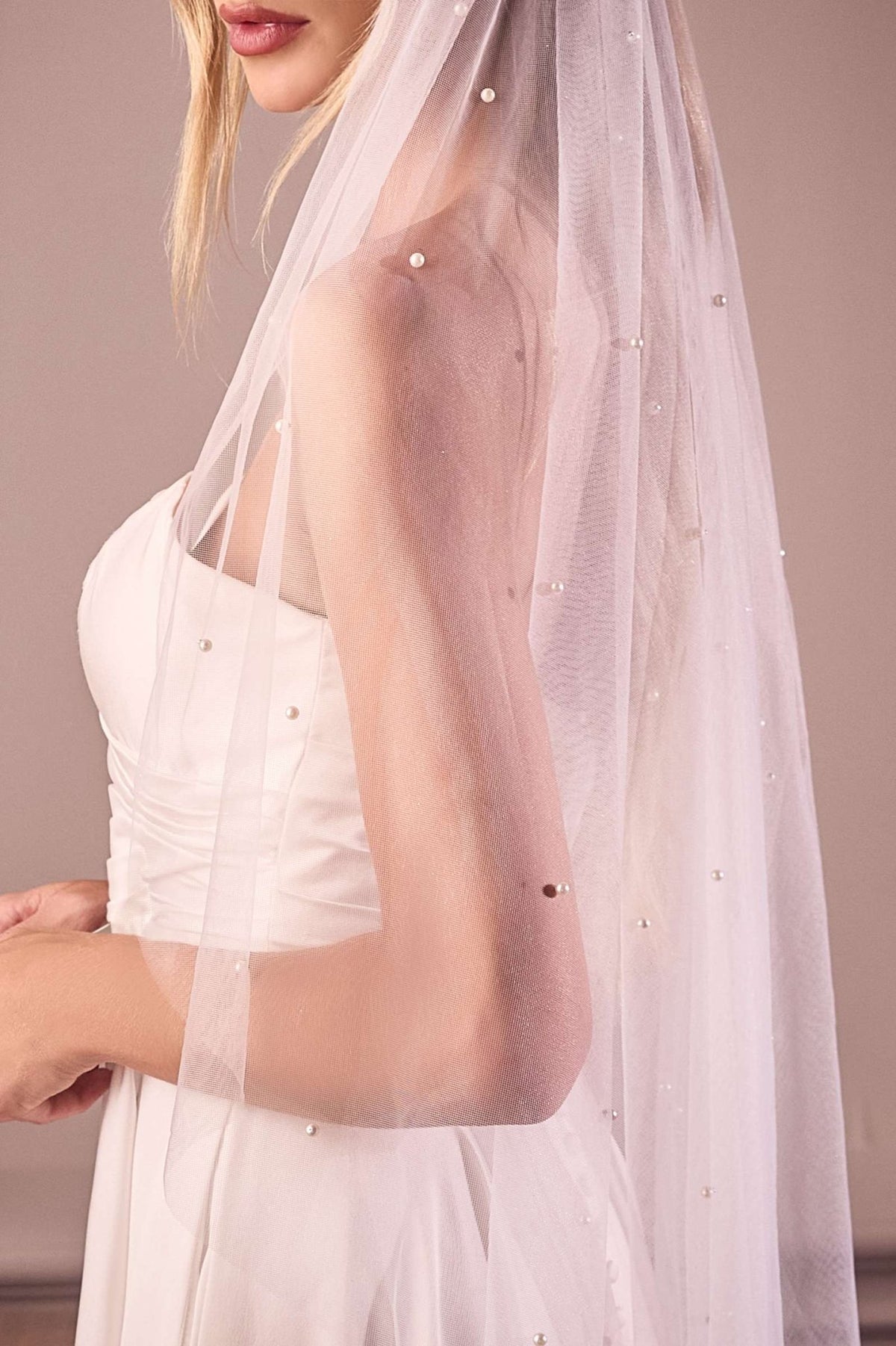 Pearl Drops Fingertip Veil - Luzilly Bridal & Apparel