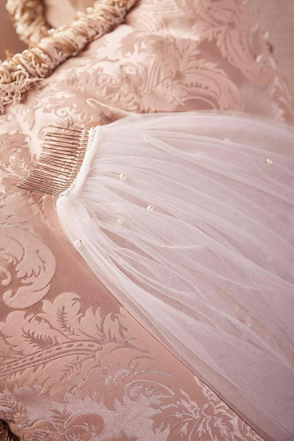 Pearl Drops Royal Veil - Luzilly Bridal & Apparel