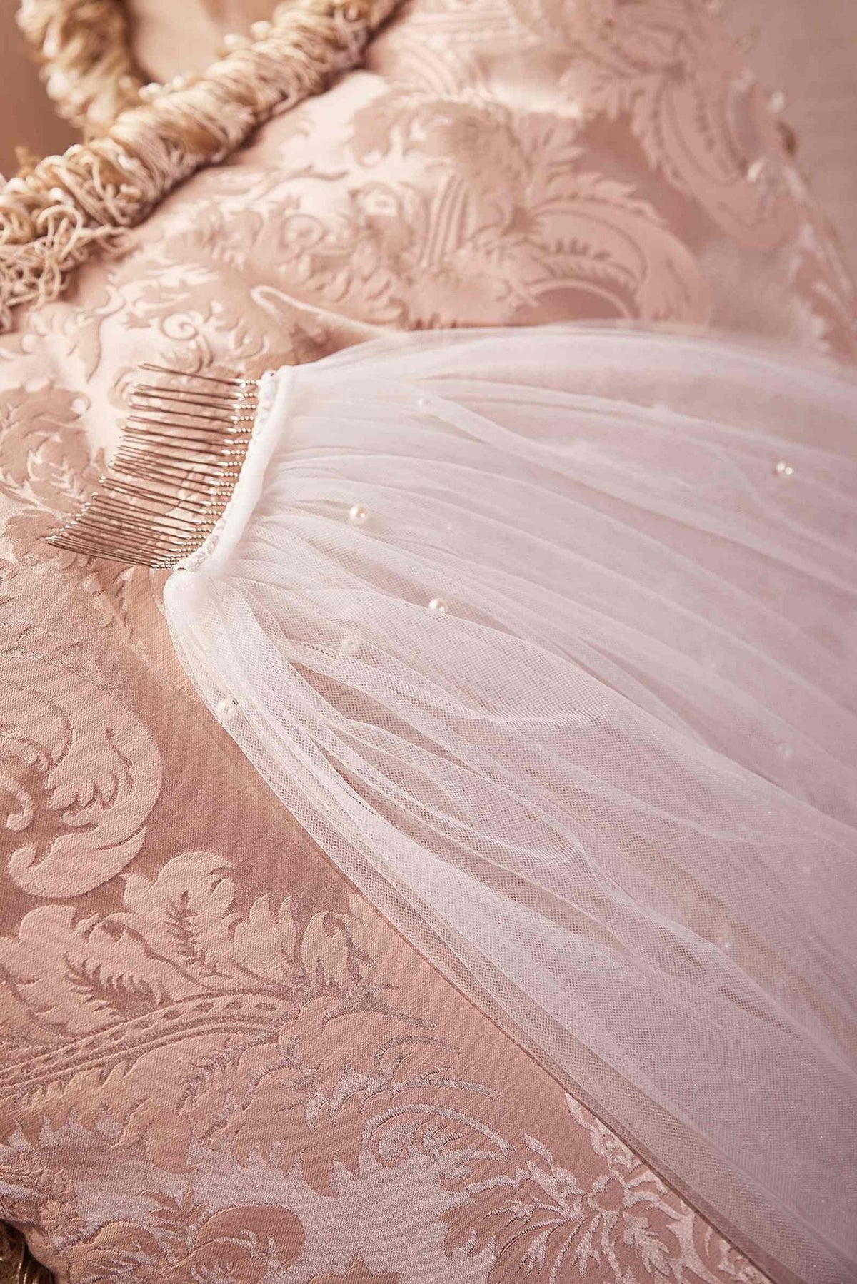 Pearl Drops Royal Veil - Luzilly Bridal & Apparel
