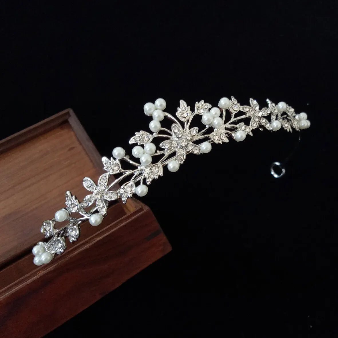 Pearl & Rhinestone Princess Crown Bridal Headband - Luzilly Bridal & Apparel