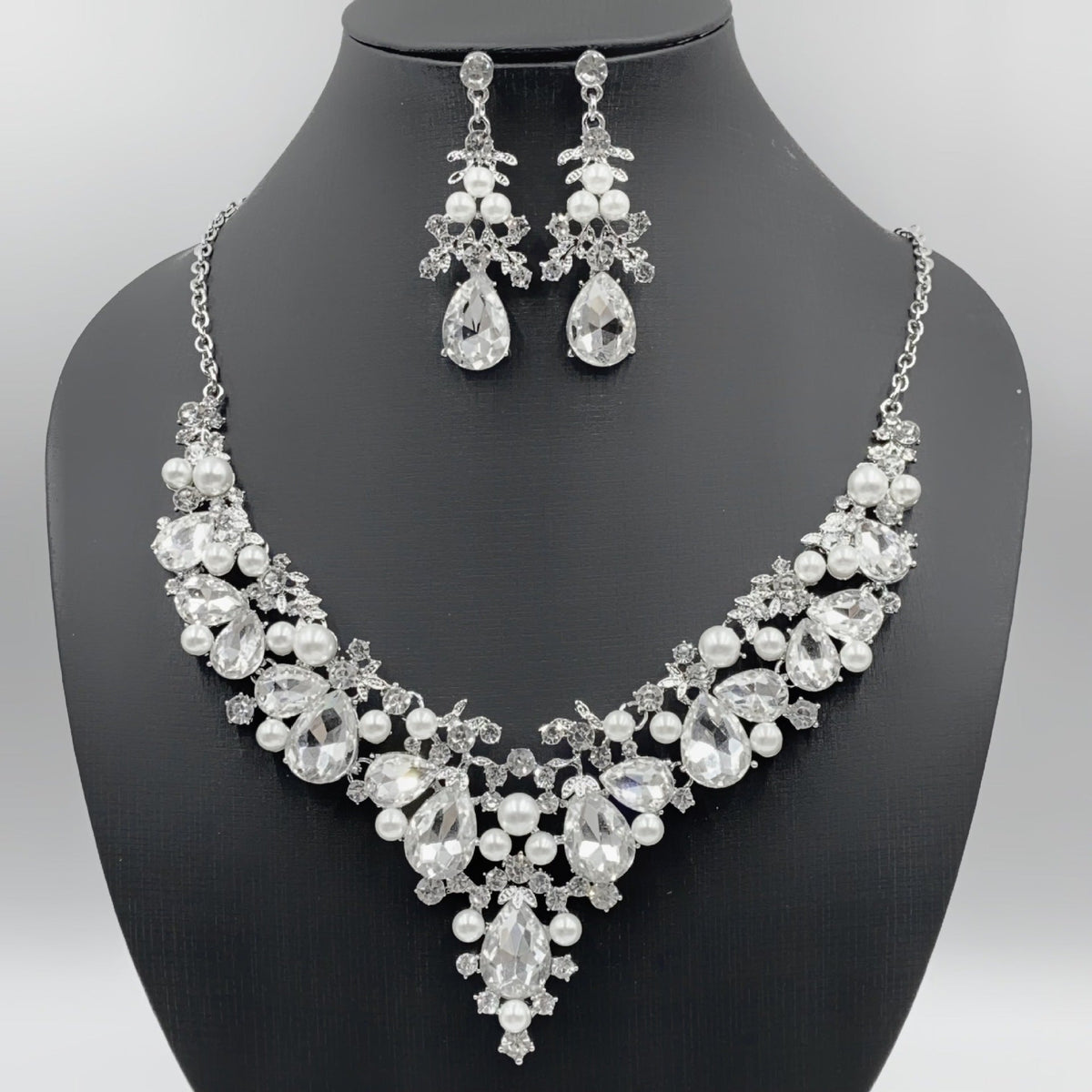 Pearl Teardrop & Rhinestone Necklace Set - Luzilly Bridal & Apparel